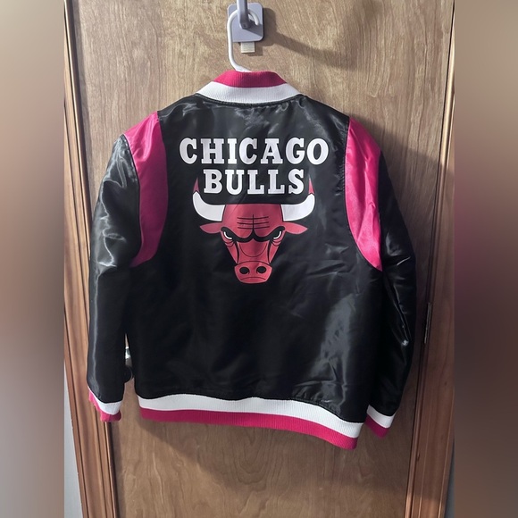 Chicago Bulls Varsity Bomber Jacket - NWT - Picture 6 of 6